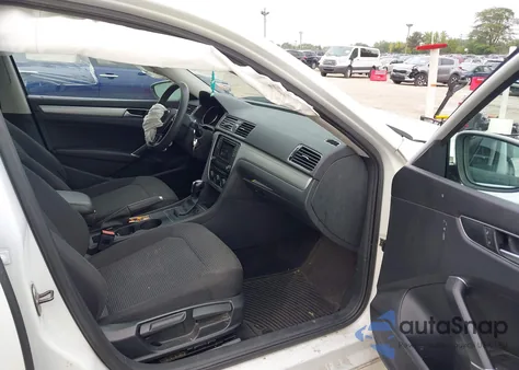 2016 Volkswagen Passat 1.8T S from USA, damaged, VIN 1VWAS7A31GC034034